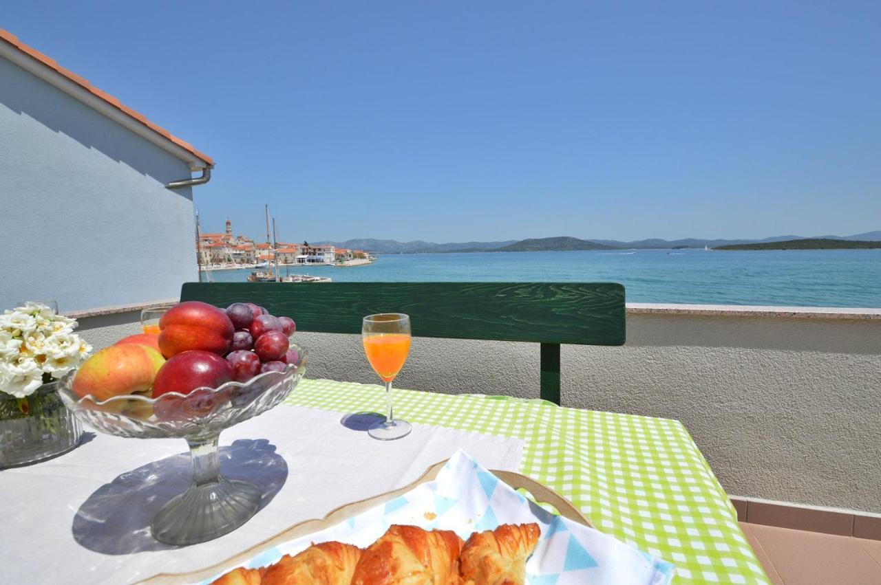 On The Sea Hotel Betina  Exterior photo